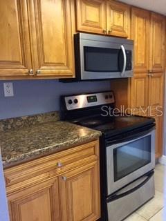 MILLENIUM PALMS BLDG 4757 - Residential