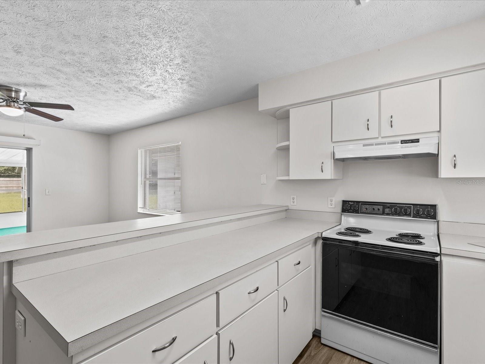 BELLEVIEW HEIGHTS ESTATE - Residential Lease