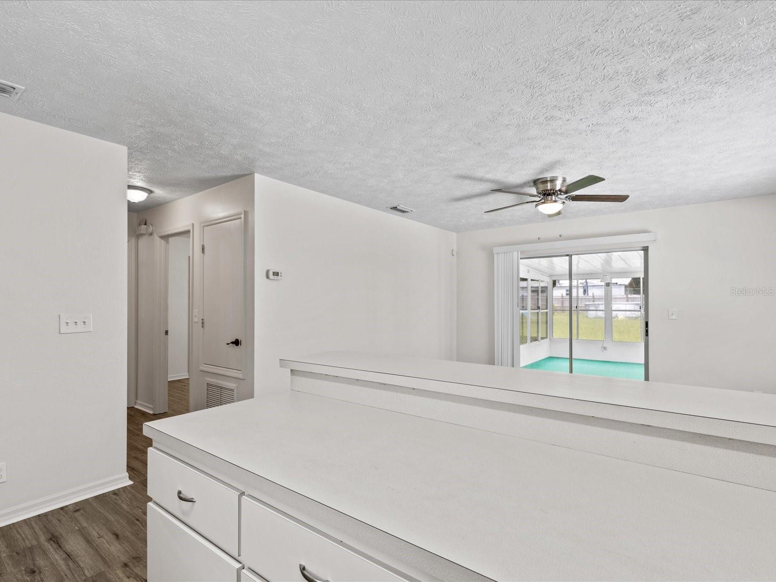 BELLEVIEW HEIGHTS ESTATE - Residential Lease