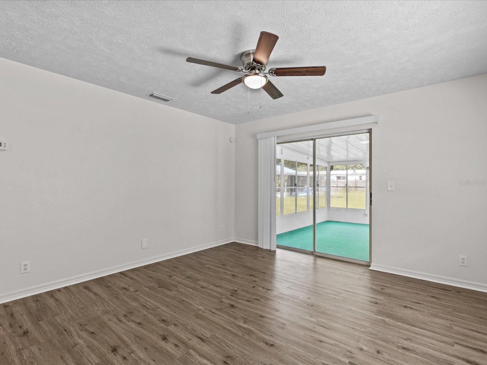 BELLEVIEW HEIGHTS ESTATE - Residential Lease