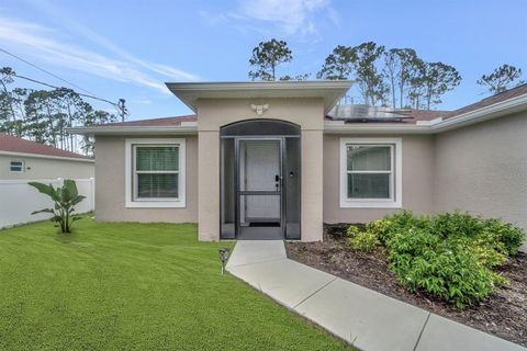 A home in NORTH PORT