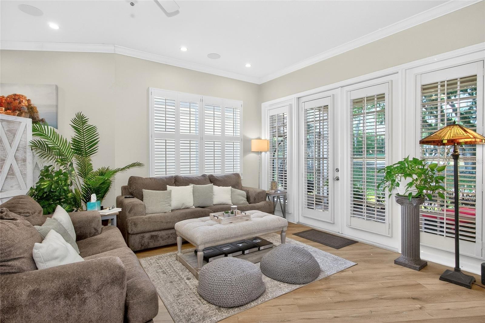 RIVER HILLS / FAIRWAY 01 - Residential