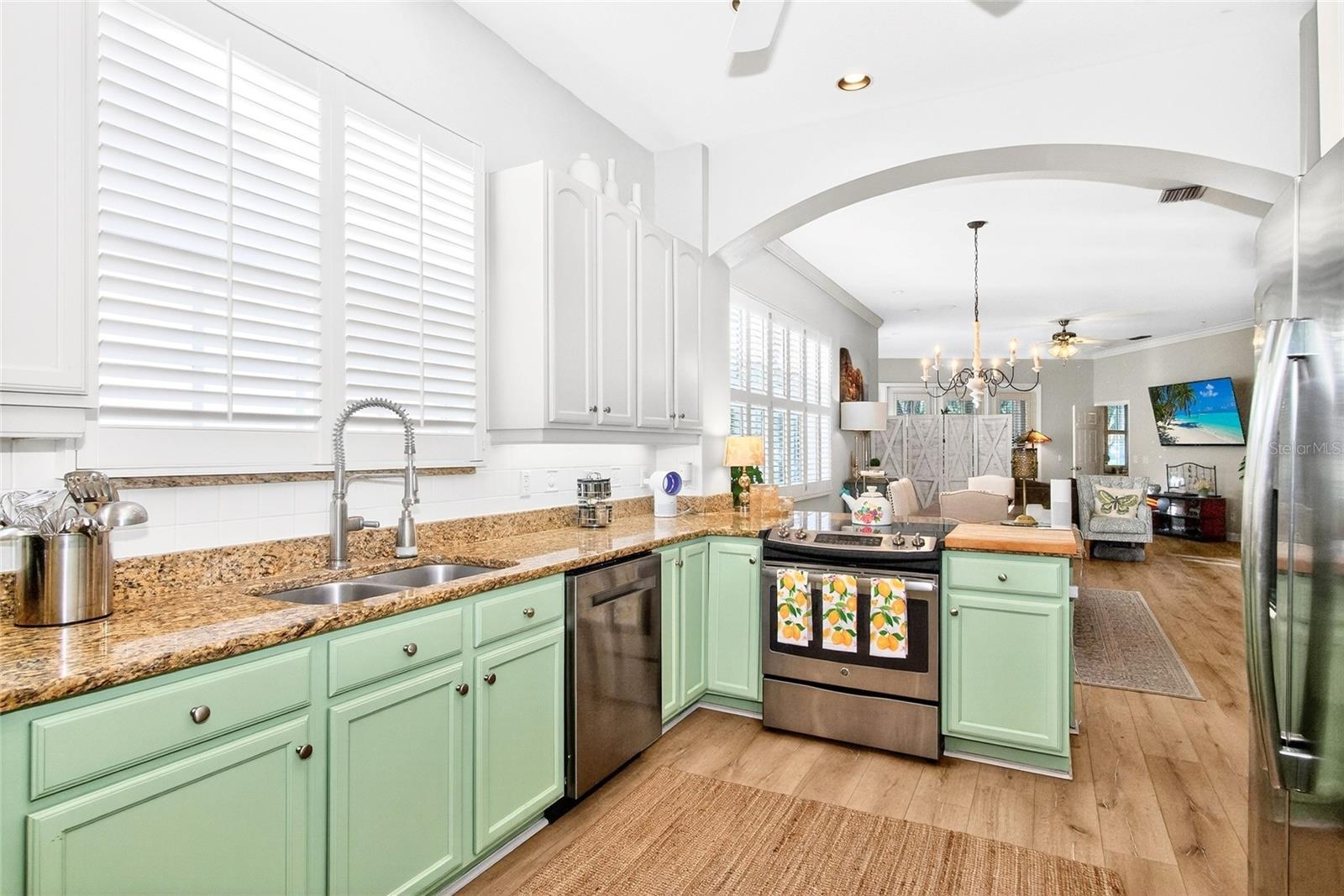 RIVER HILLS / FAIRWAY 01 - Residential