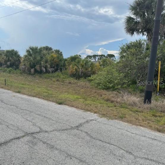 PORT LABELLE UNIT 12 - Land