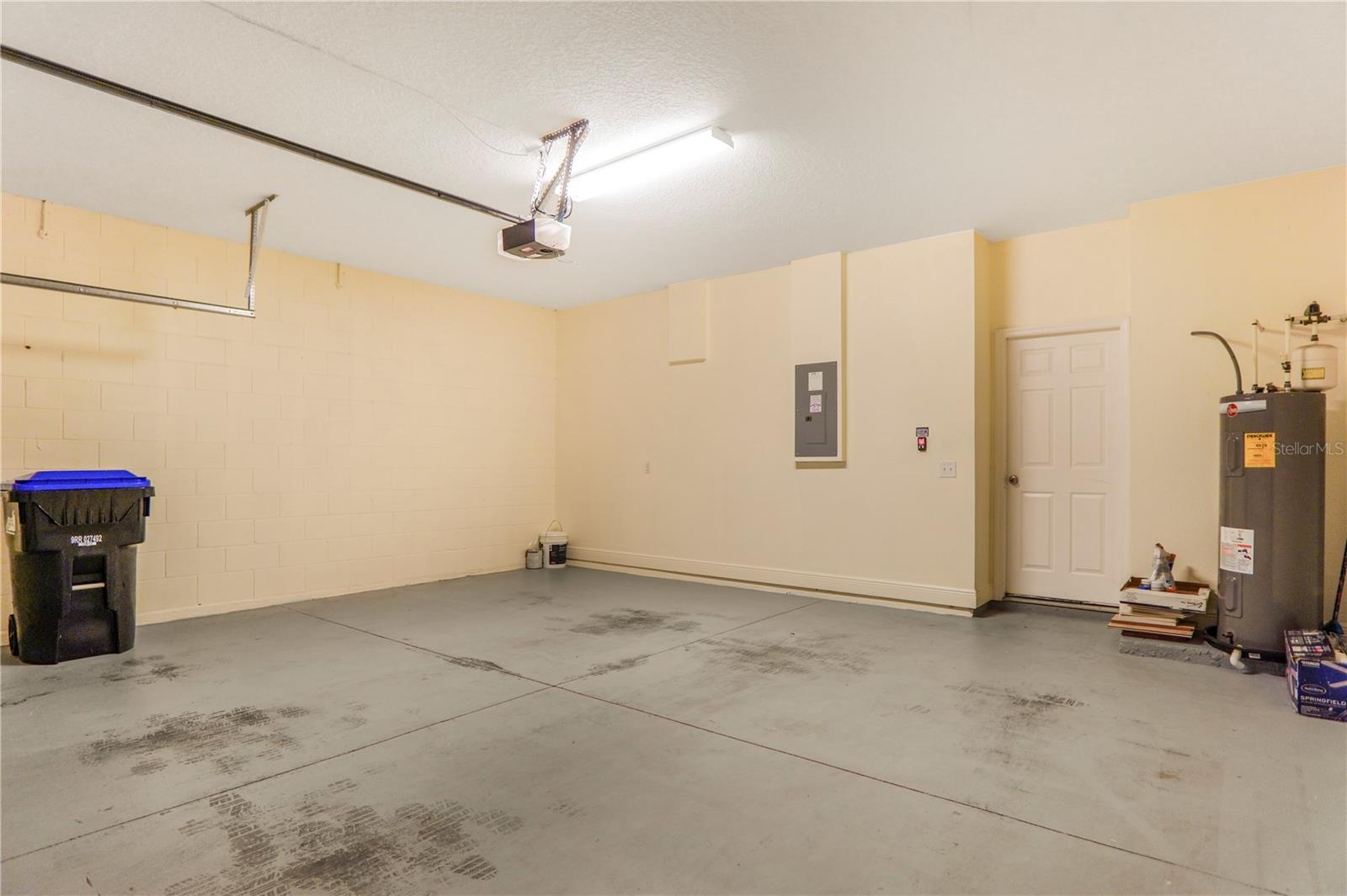WINDERMERE TRLS PH 1C - Residential Lease