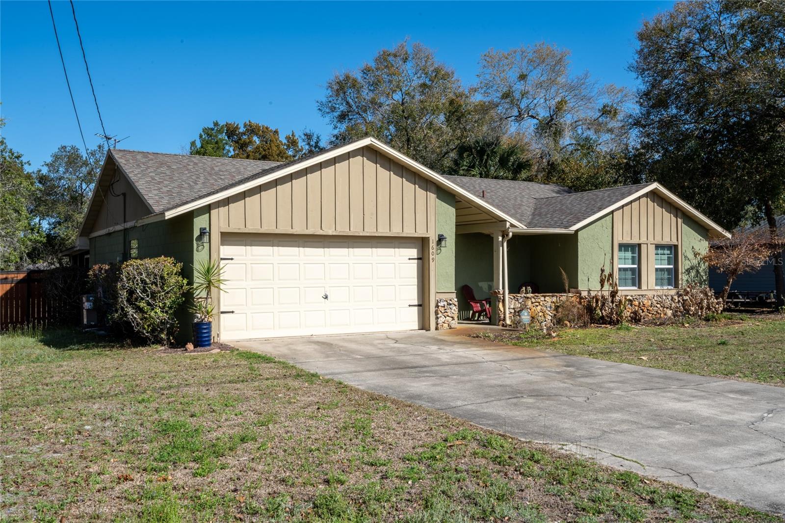 DELAND HIGHLANDS - Residential