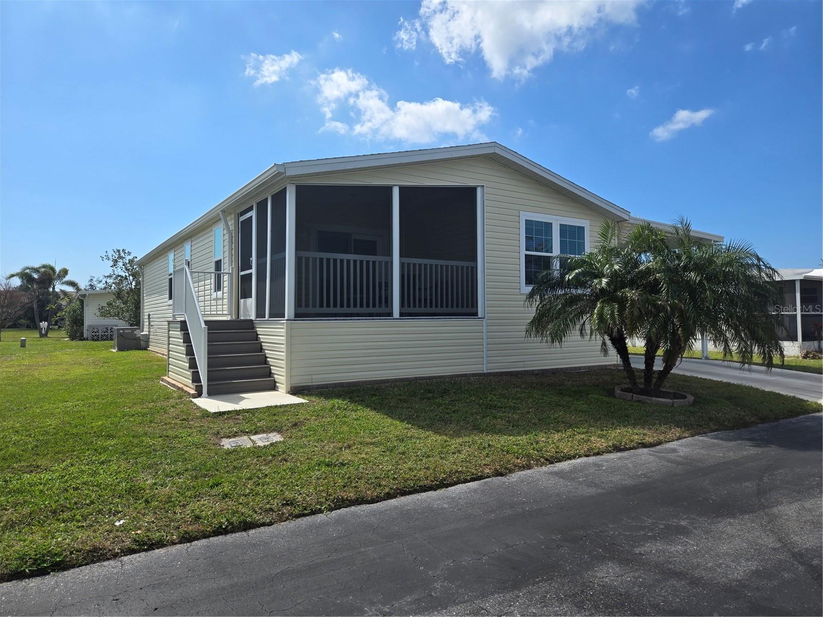 428 BOXWOOD DRIVE