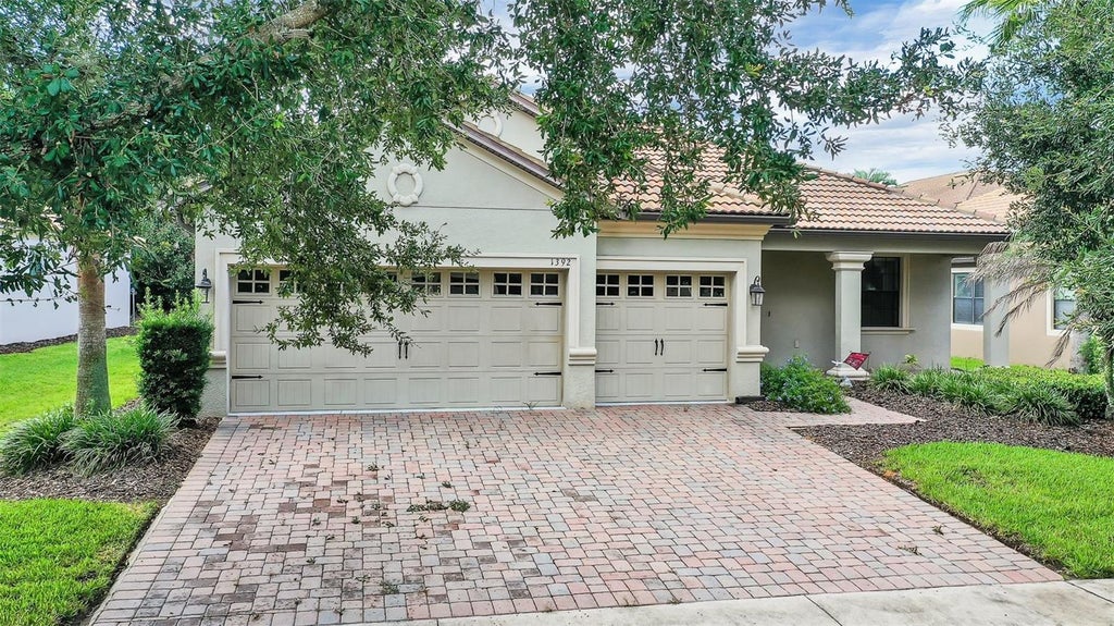 Photo of 1392 Palmetto Dunes Street, Davenport, FL 33896 (MLS # S5156588)