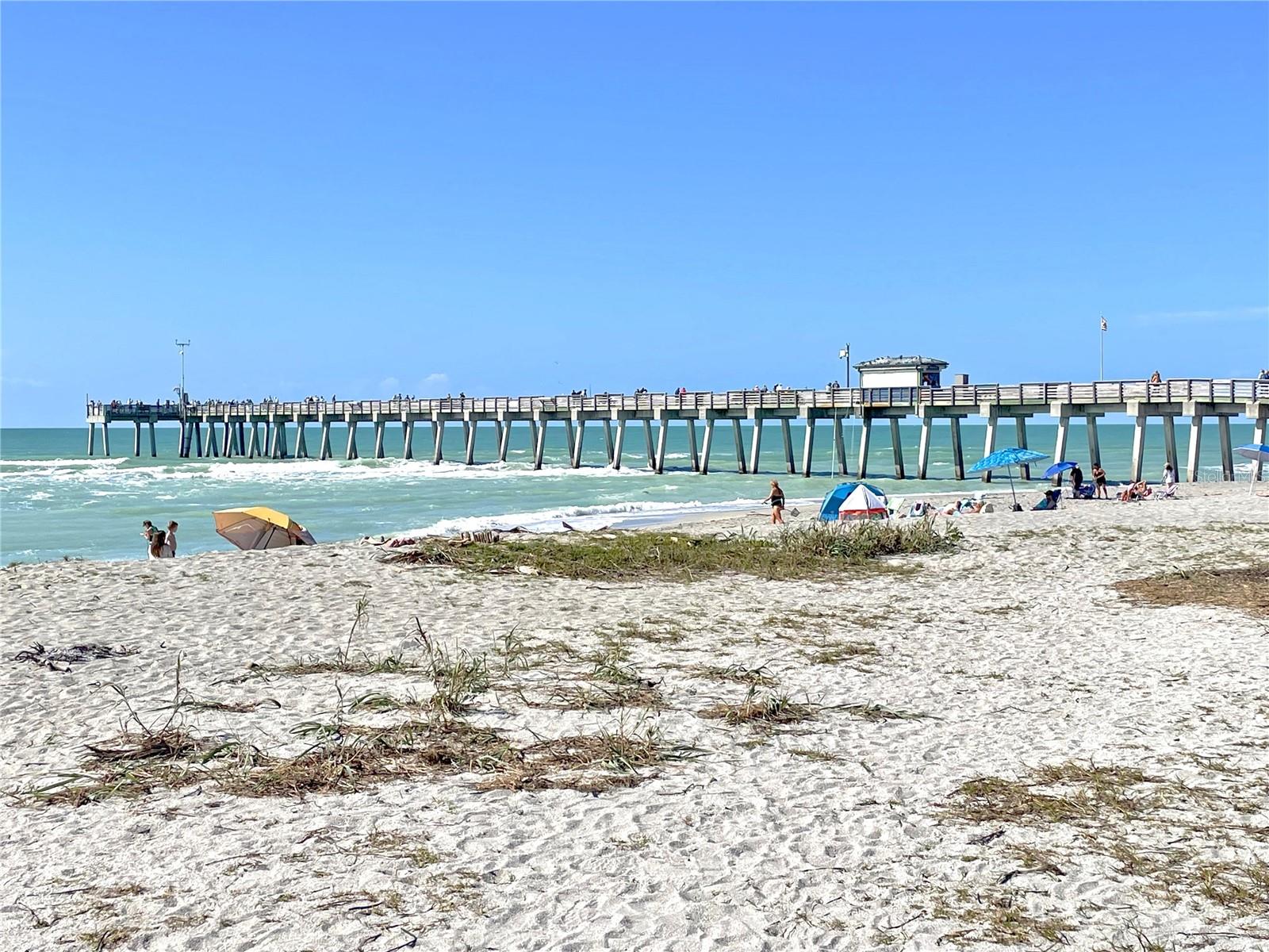 GOLDEN BEACH - Residential