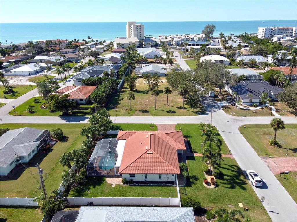 Photo of 431 Villas Drive, Venice, FL 34285 (MLS # N6141607)