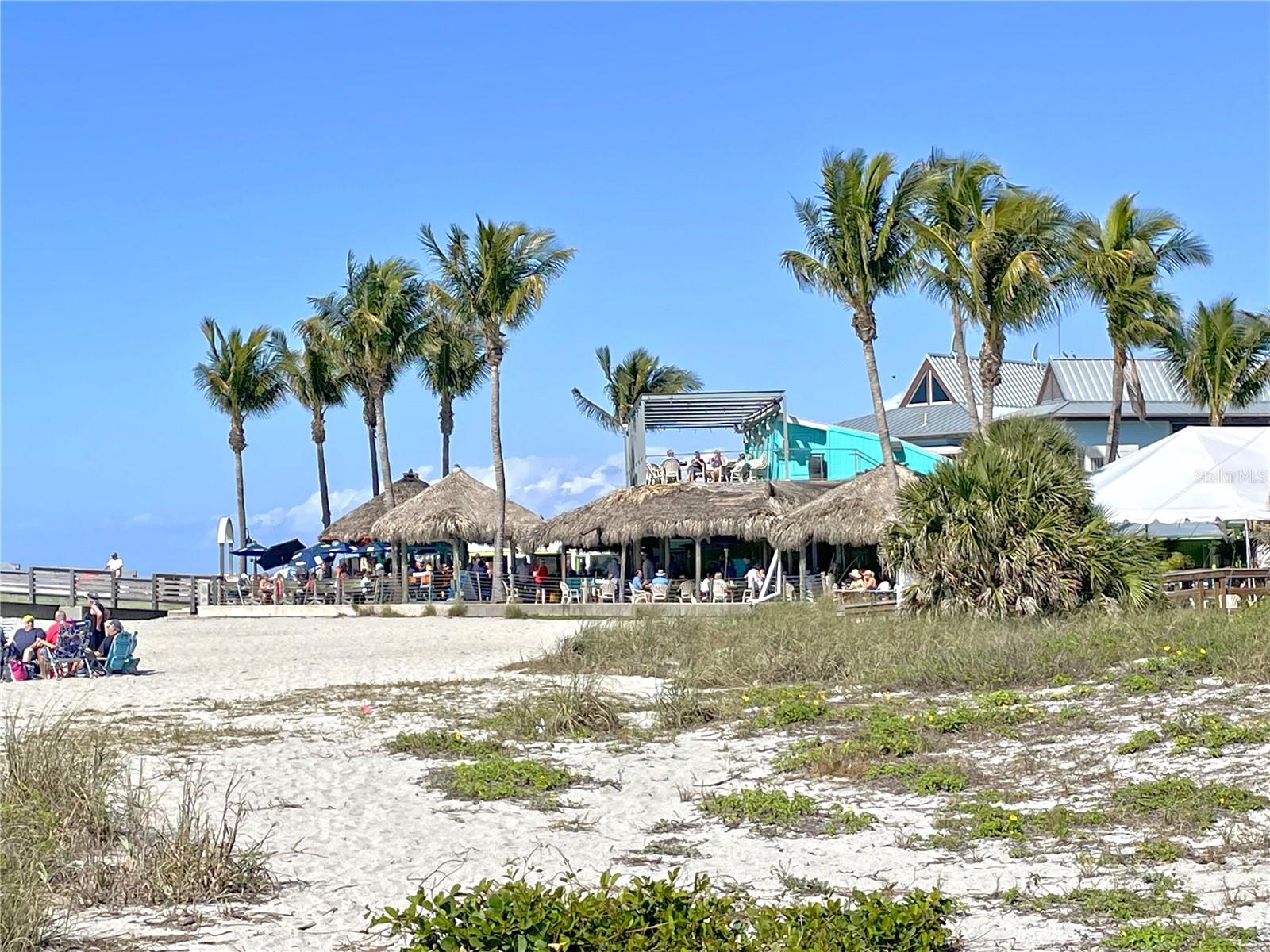 GOLDEN BEACH - Residential