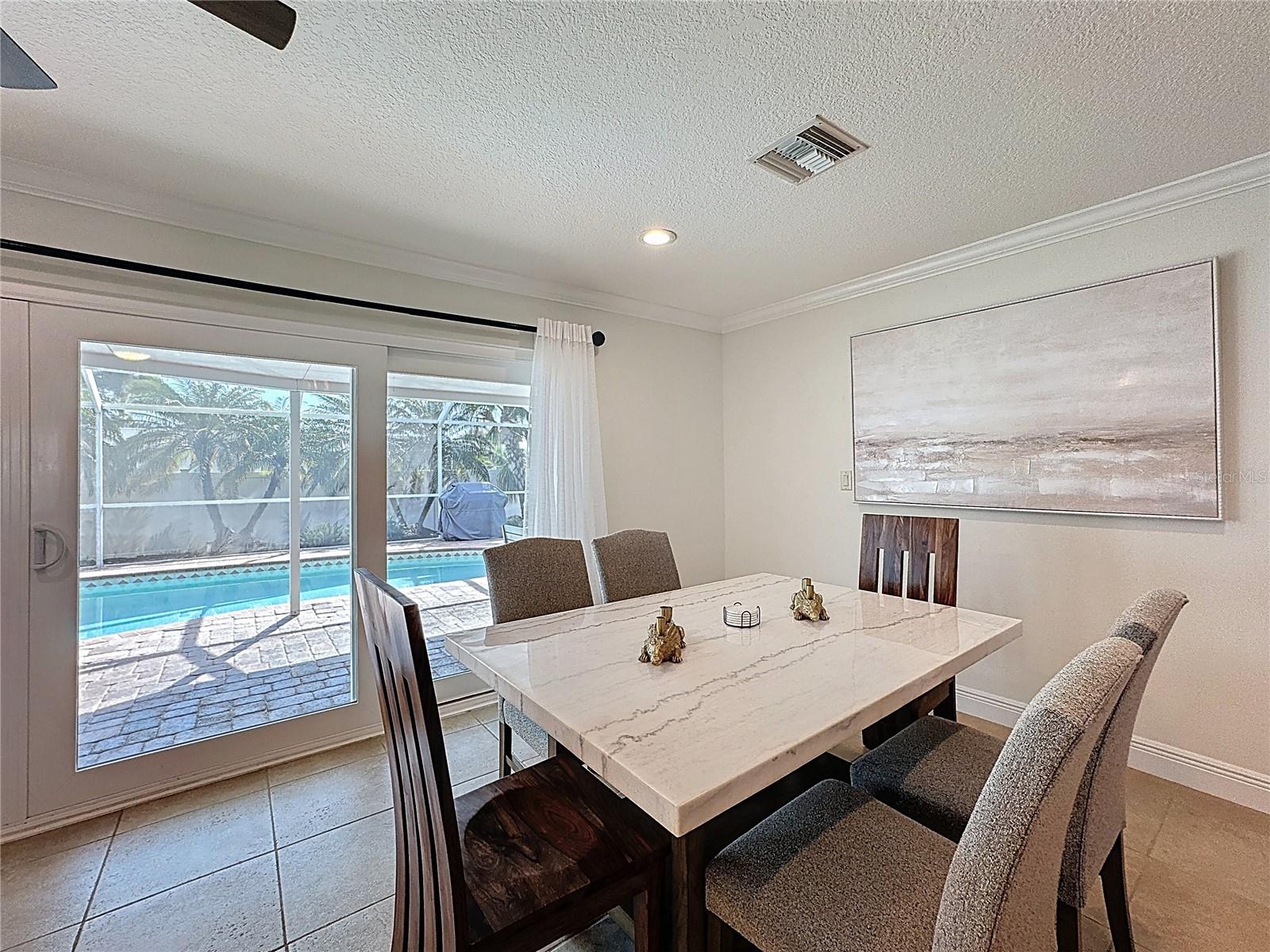 GOLDEN BEACH - Residential