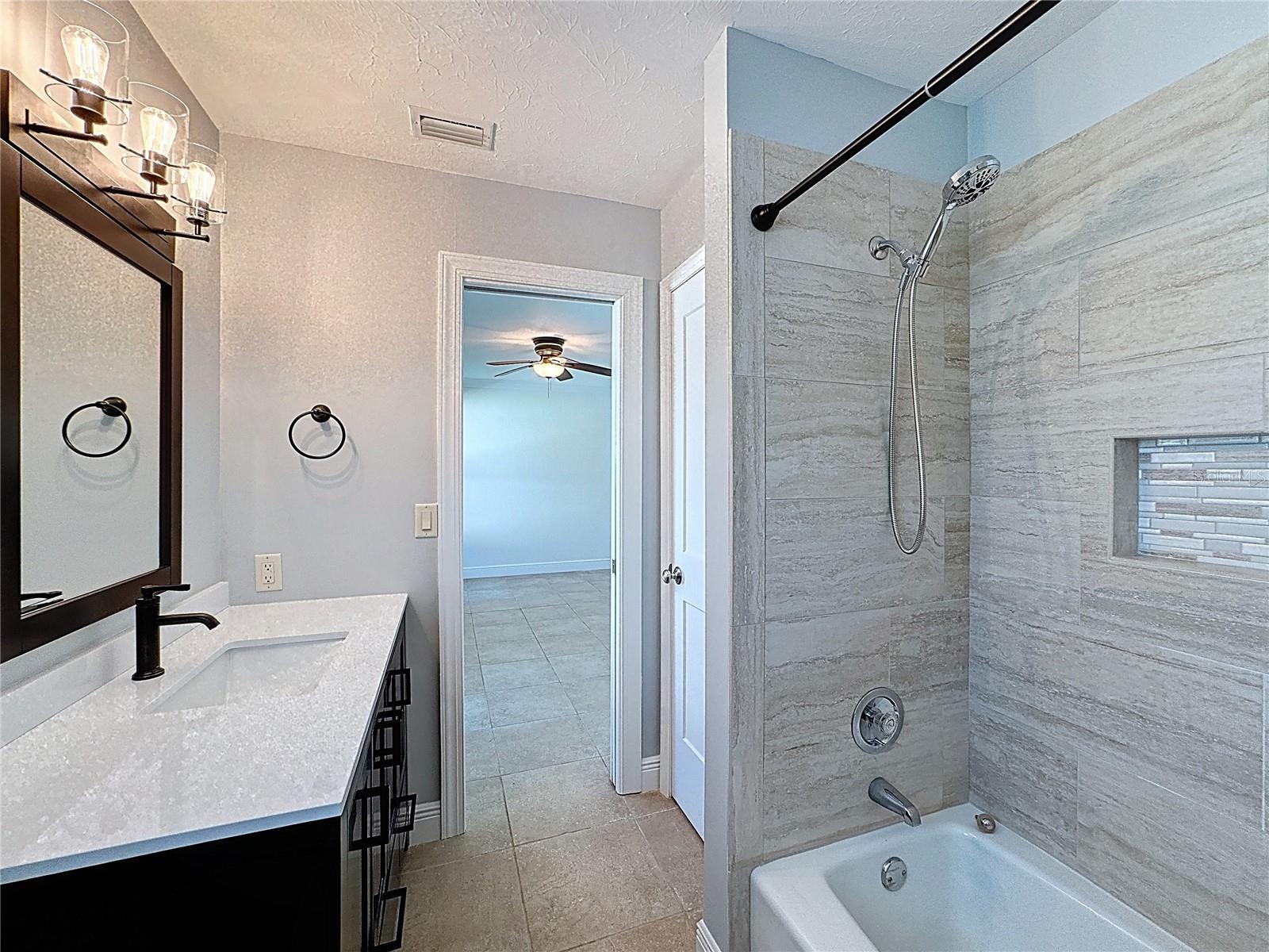 GOLDEN BEACH - Residential