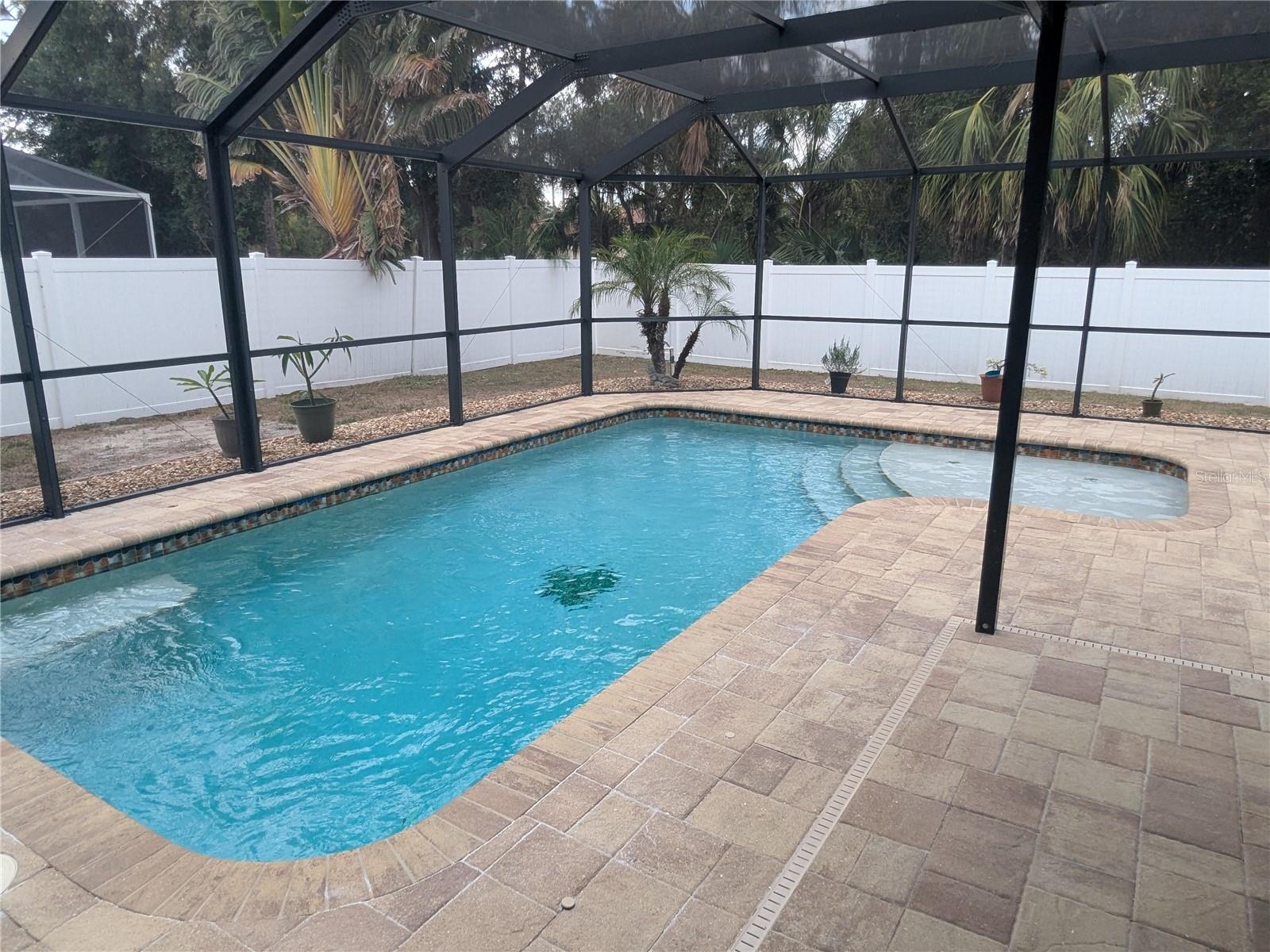 3021 TOLUCA TERRACE
