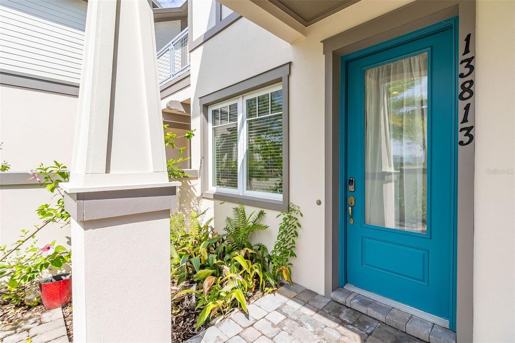 Photo of 13813 Benavente Avenue, Orlando, FL 32827 (MLS # S5148974)