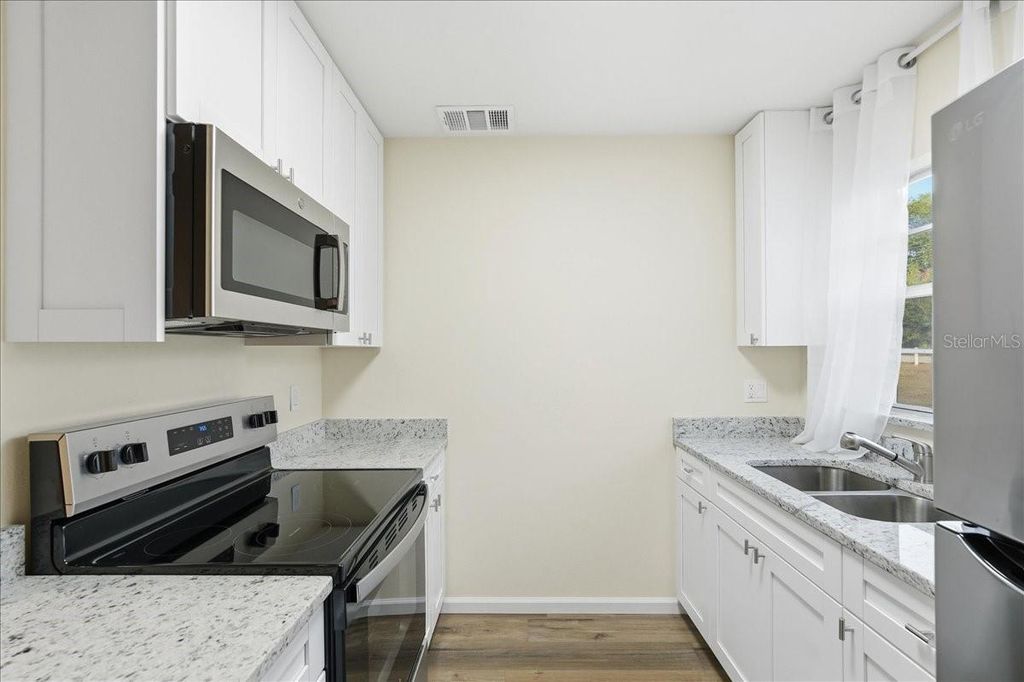 Photo of 9601 Eastfield Road, Thonotosassa, FL 33592 (MLS # TB8449372)