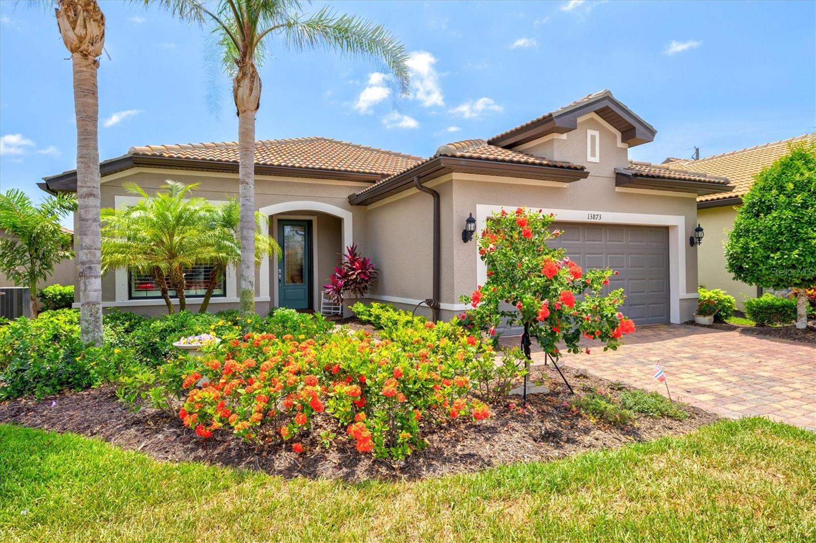 13873 KARINA STREET