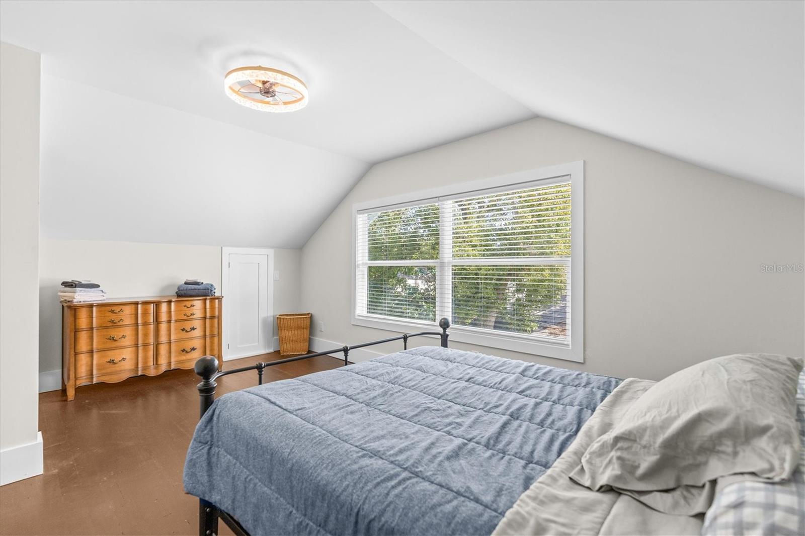 TARPON SPGS RESUB - Residential