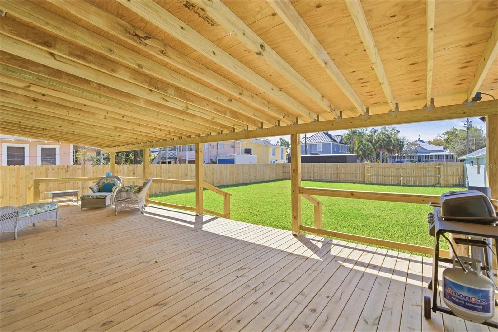 TARPON SPGS RESUB - Residential