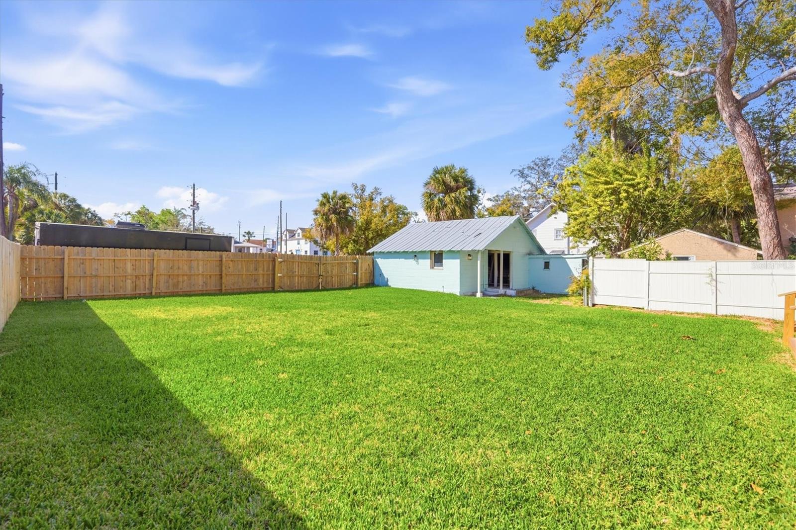 TARPON SPGS RESUB - Residential