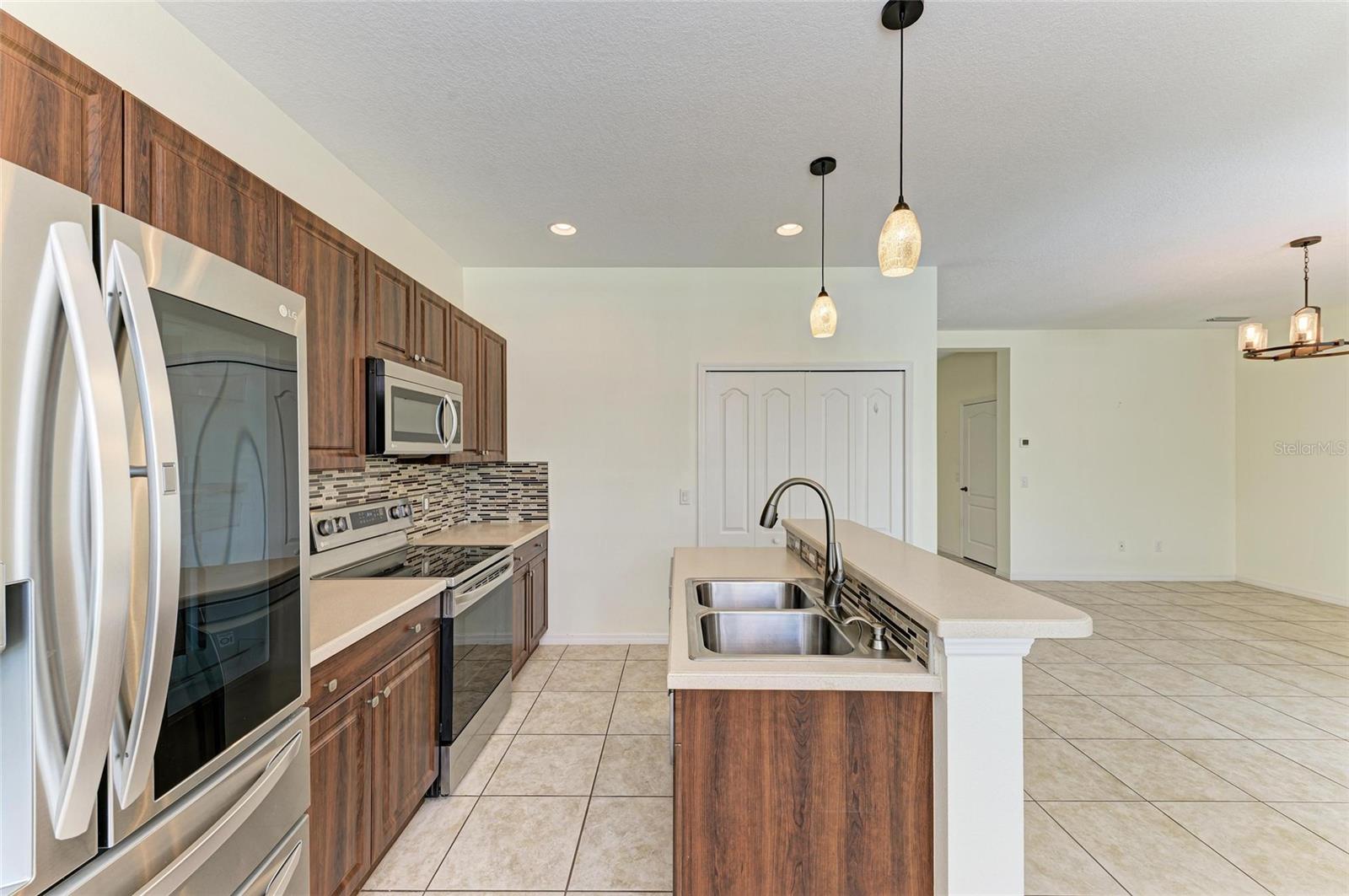 RIVER SOUND - Residential