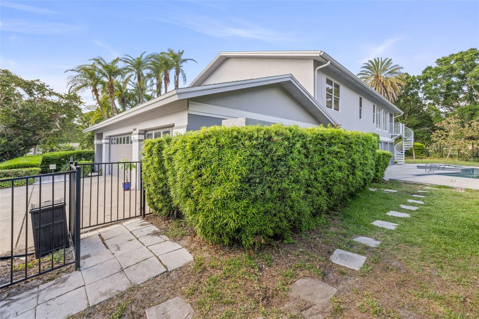 CLUBHOUSE ESTATES OF COUNTRYSIDE - Residential