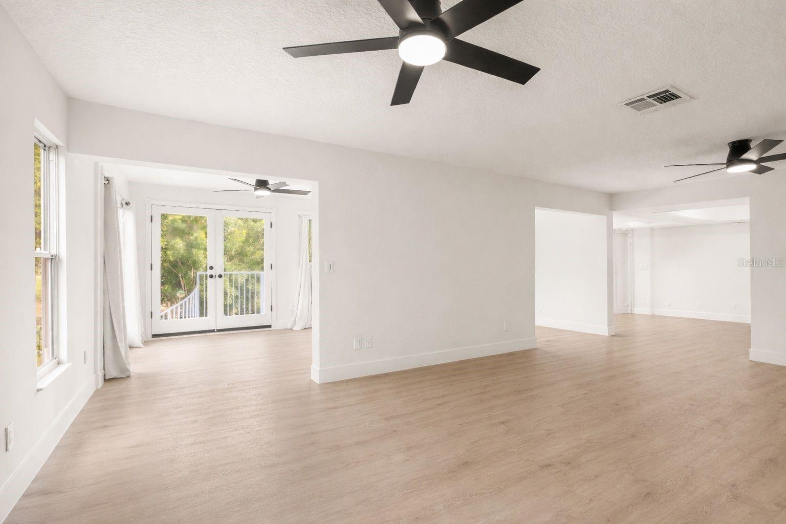 CLUBHOUSE ESTATES OF COUNTRYSIDE - Residential