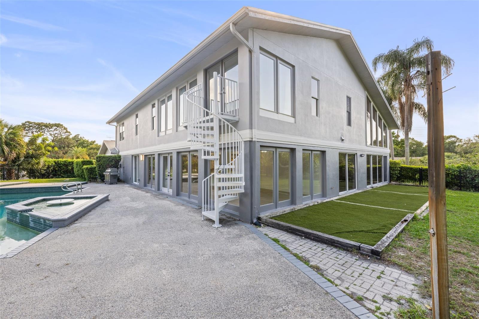 CLUBHOUSE ESTATES OF COUNTRYSIDE - Residential