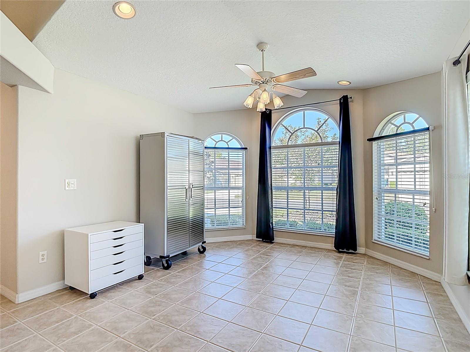 456 GREENWICH CIRCLE