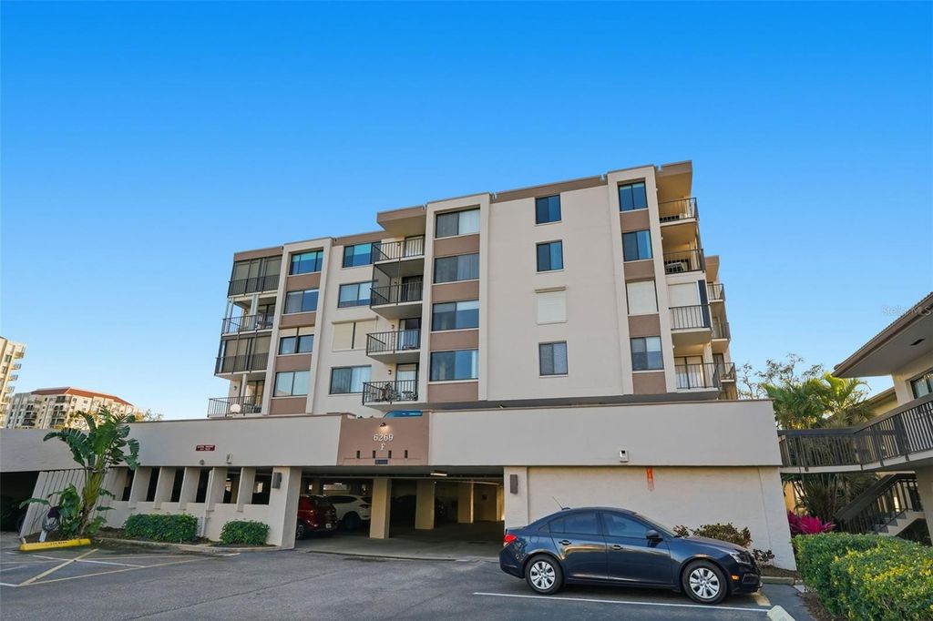 Photo of 6269 Palma Del Mar Boulevard S #608, St Petersburg, FL 33715 (MLS # TB8500264)