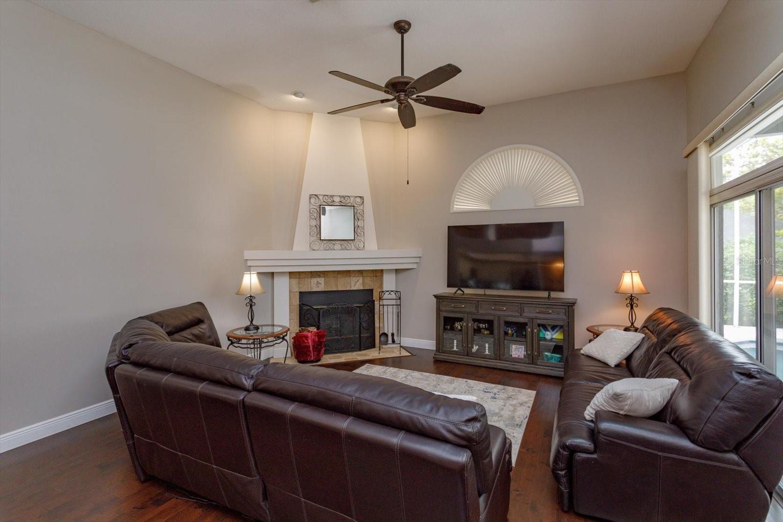 HUNTINGTON PH 2 - Residential