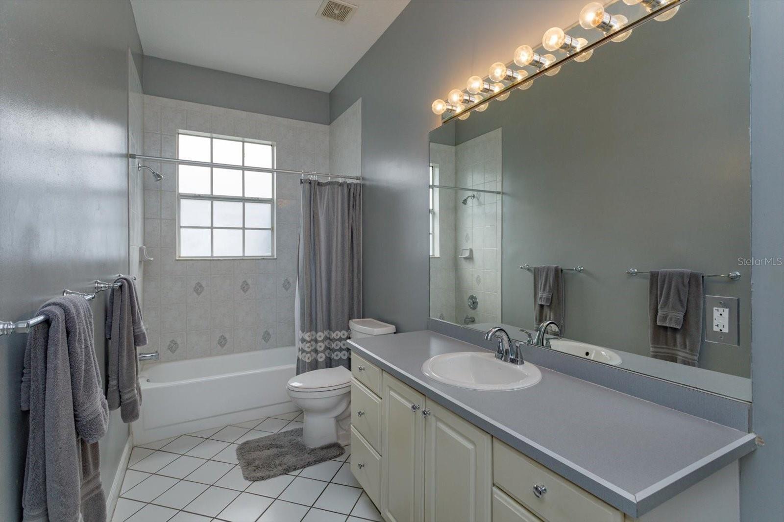 HUNTINGTON PH 2 - Residential