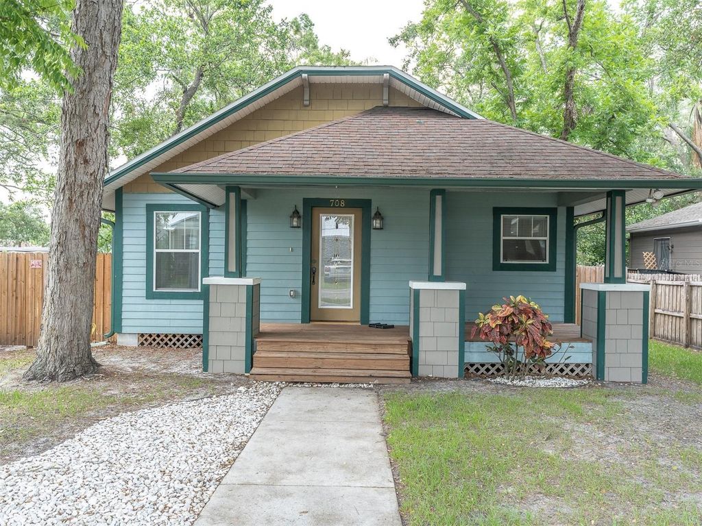 Photo of 708 E Patterson Street, Tampa, FL 33604 (MLS # TB8435756)