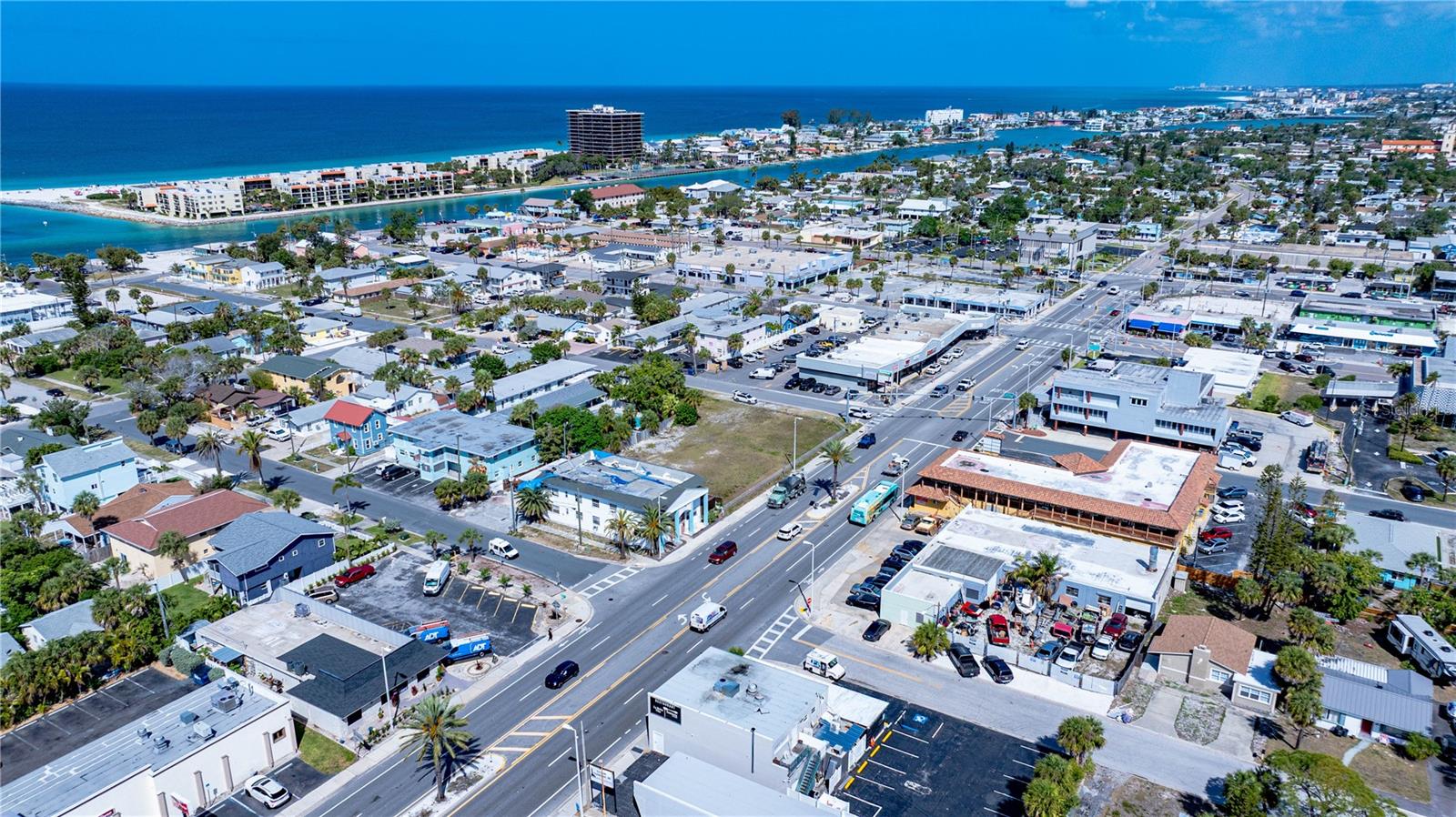 MORRISSEY COMM CENTER - Land