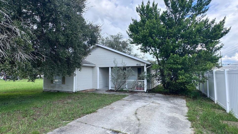 Photo of 16165 Redington Street, Brooksville, FL 34604 (MLS # W7889558)