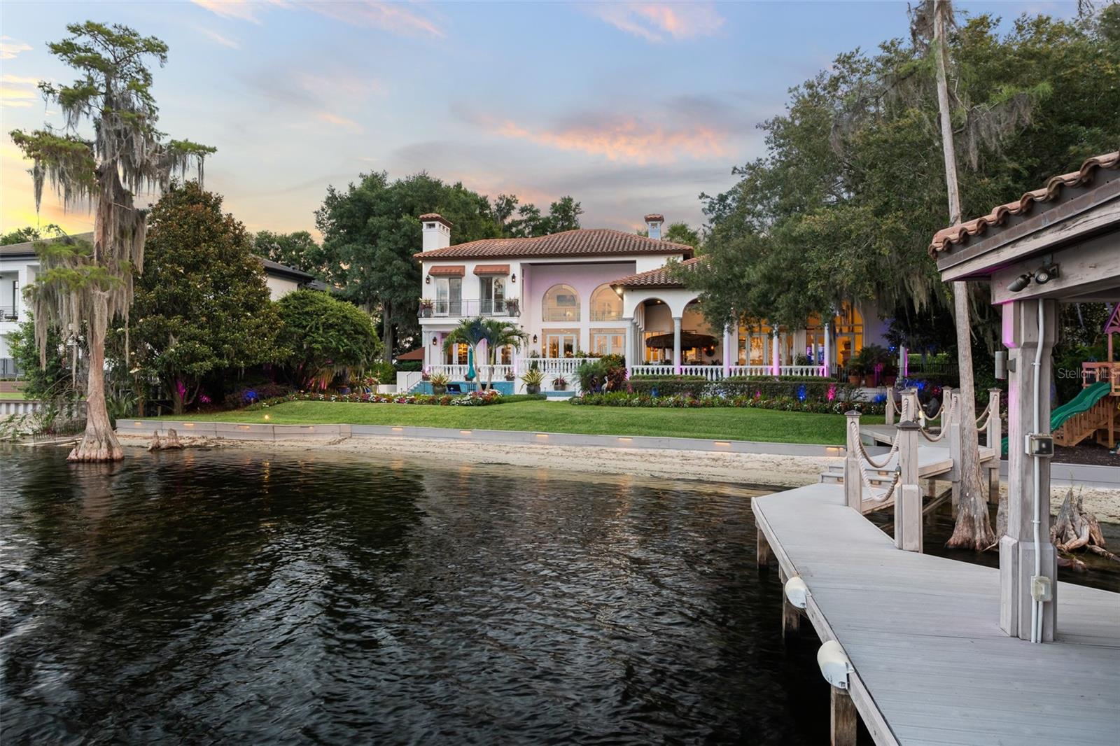 ISLEWORTH - Residential