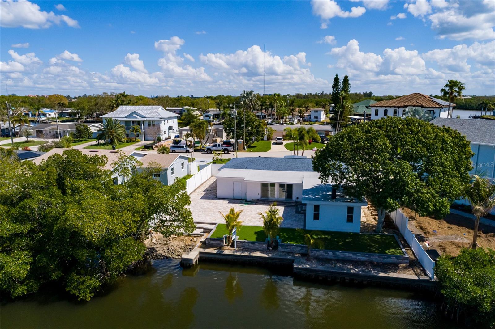 SUN PLAZA ISLES SEC 3 - Residential