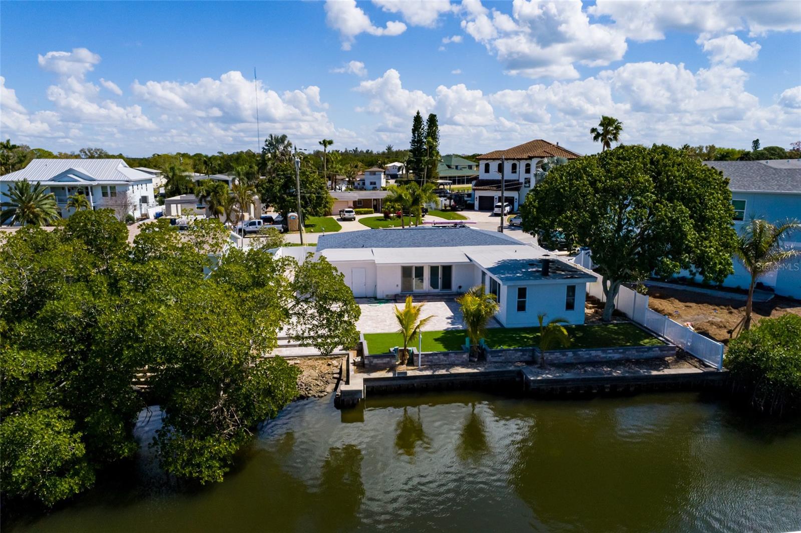 SUN PLAZA ISLES SEC 3 - Residential