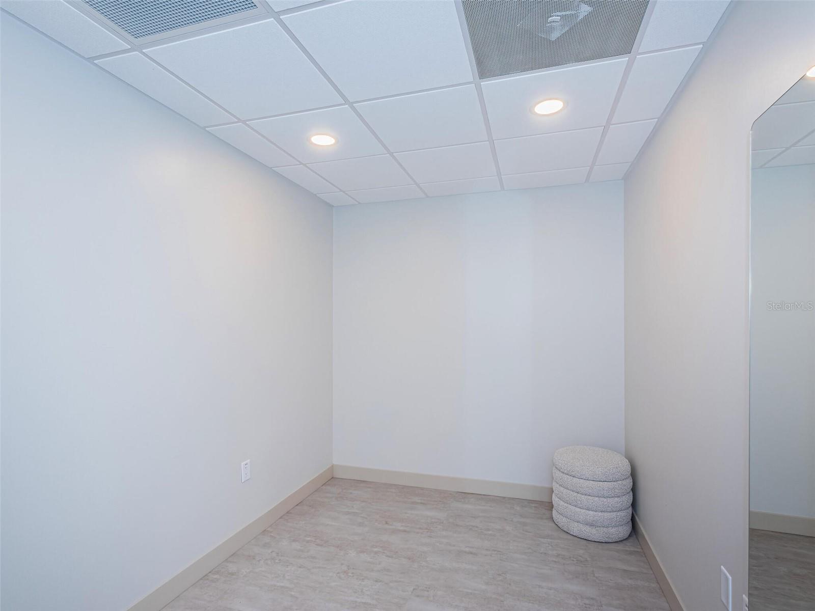 COLLINS ARMENIA PARK - Commercial Sale