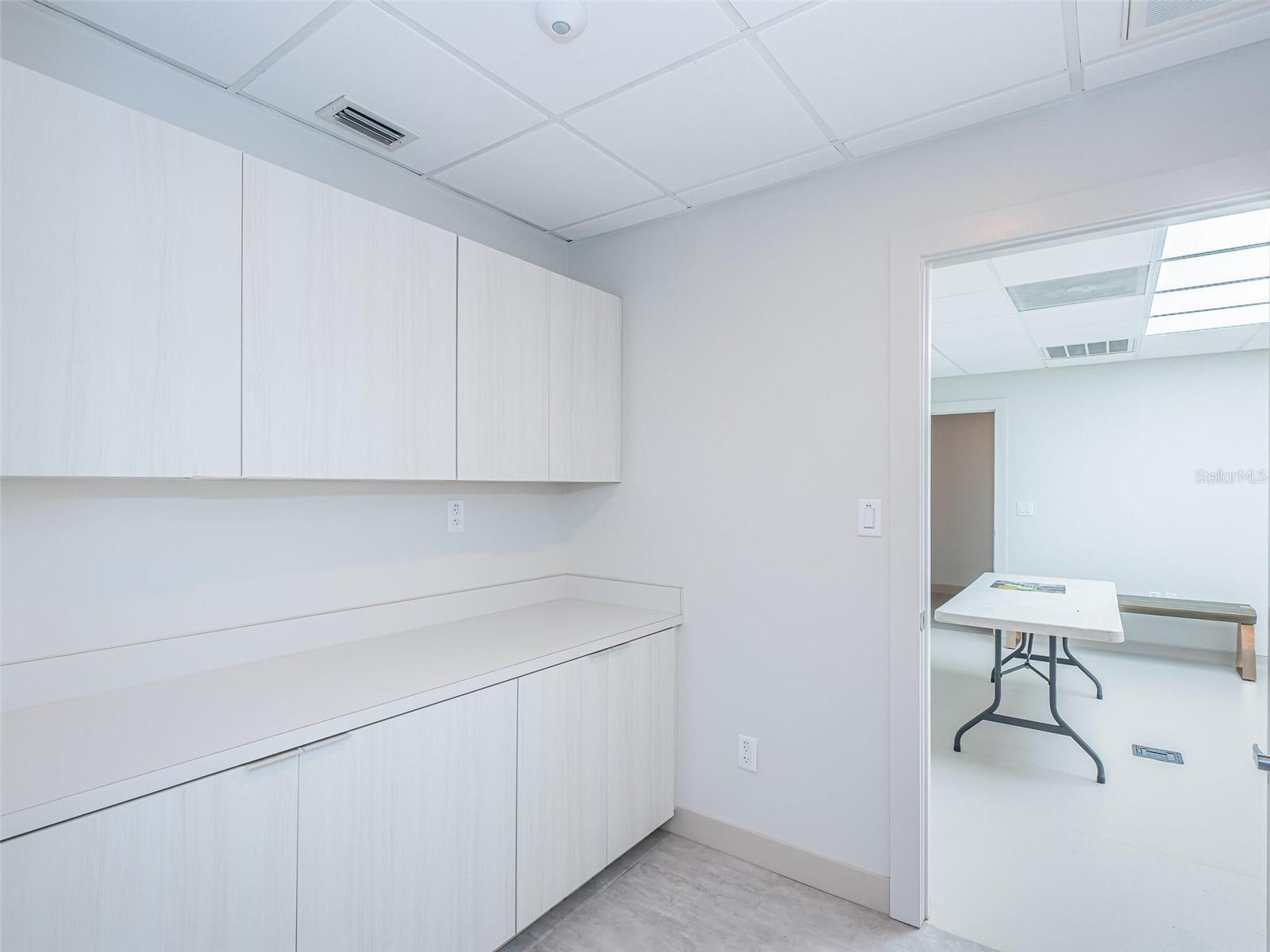 COLLINS ARMENIA PARK - Commercial Sale