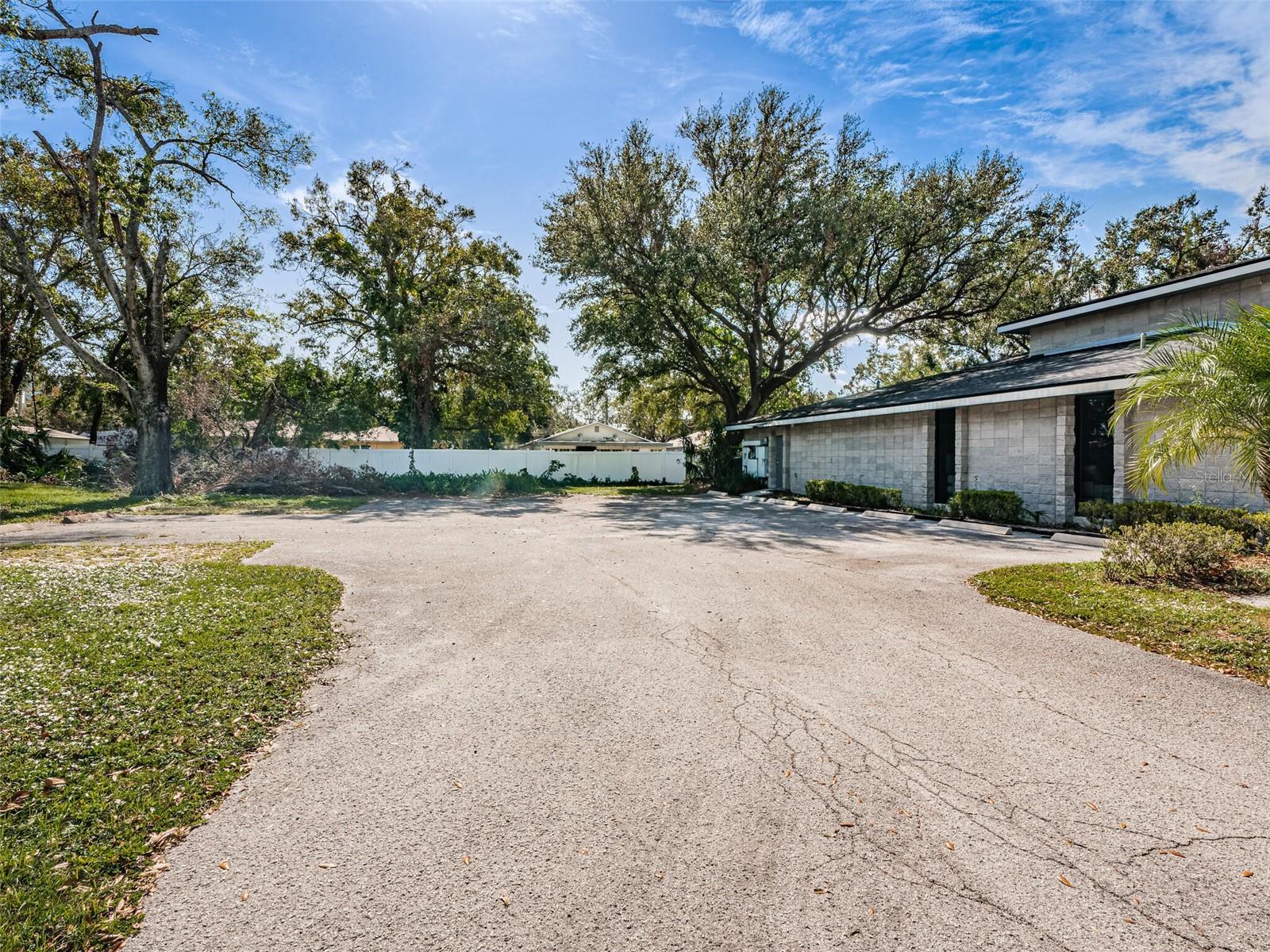 COLLINS ARMENIA PARK - Commercial Sale