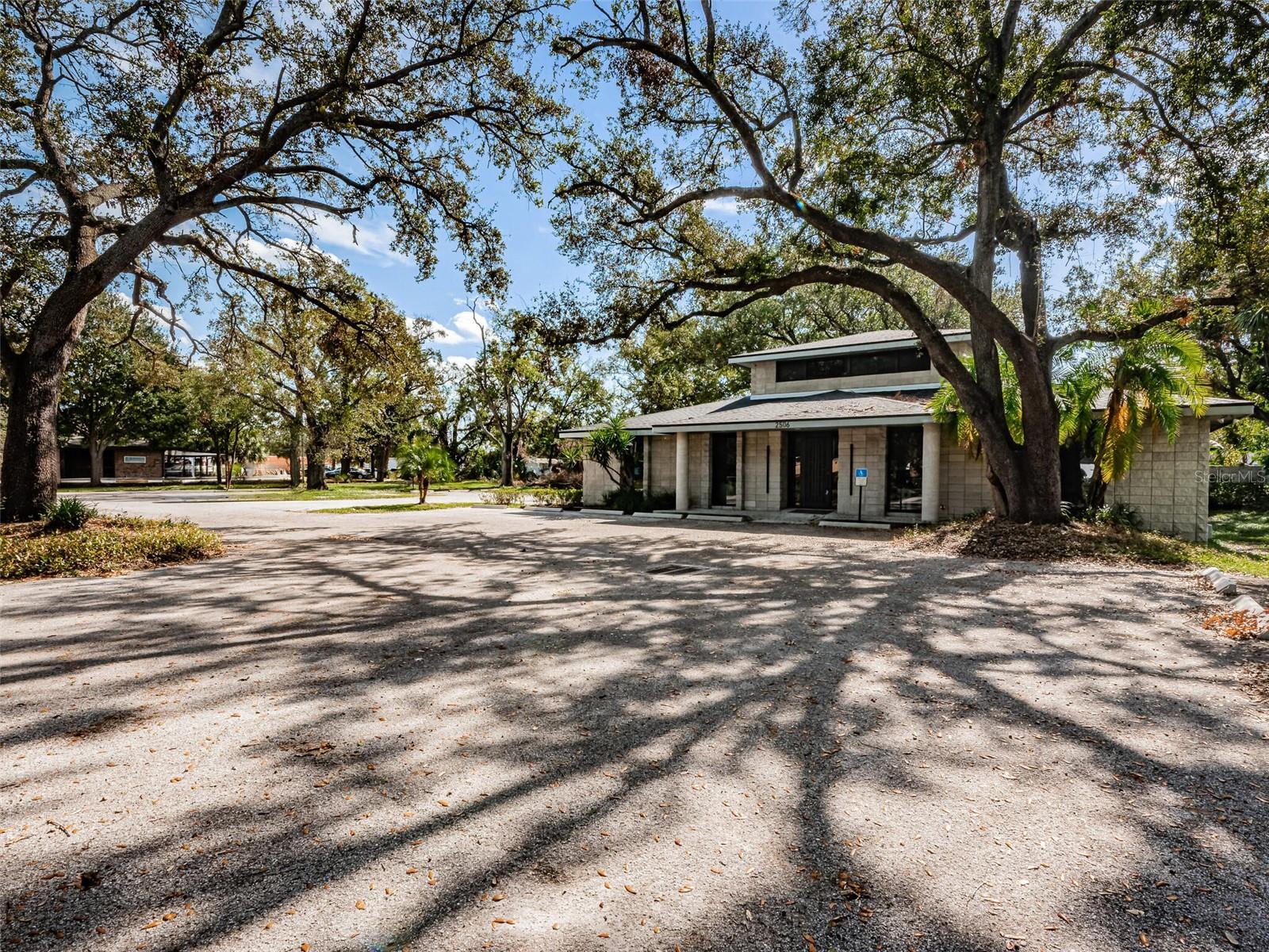 COLLINS ARMENIA PARK - Commercial Sale