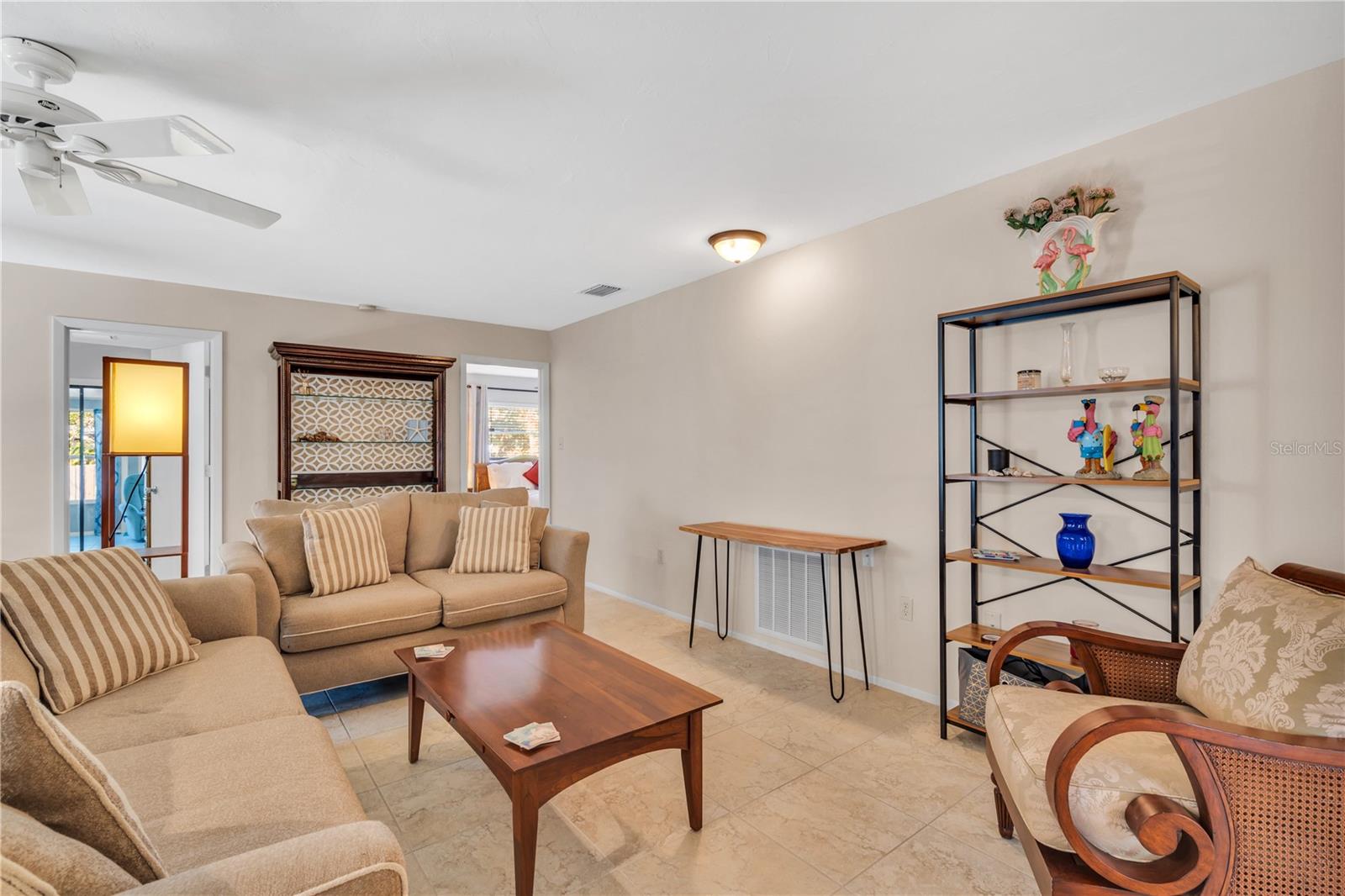 DESOTO TERRACE - Residential Lease