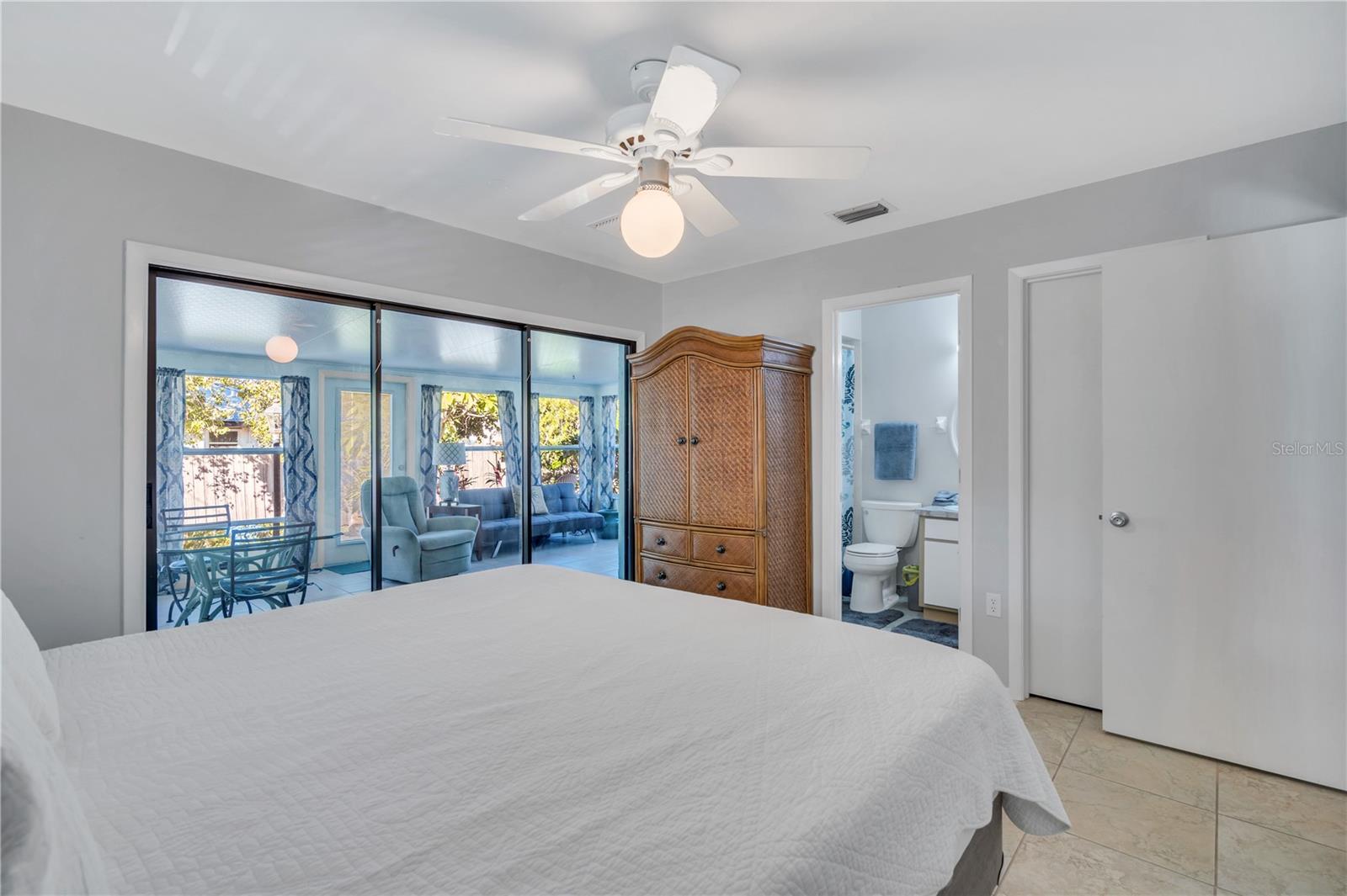 DESOTO TERRACE - Residential Lease