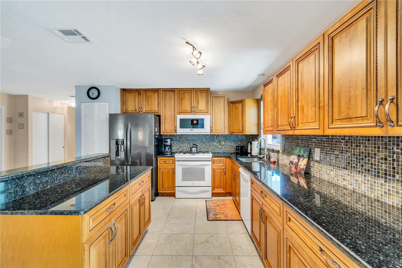 DESOTO TERRACE - Residential Lease
