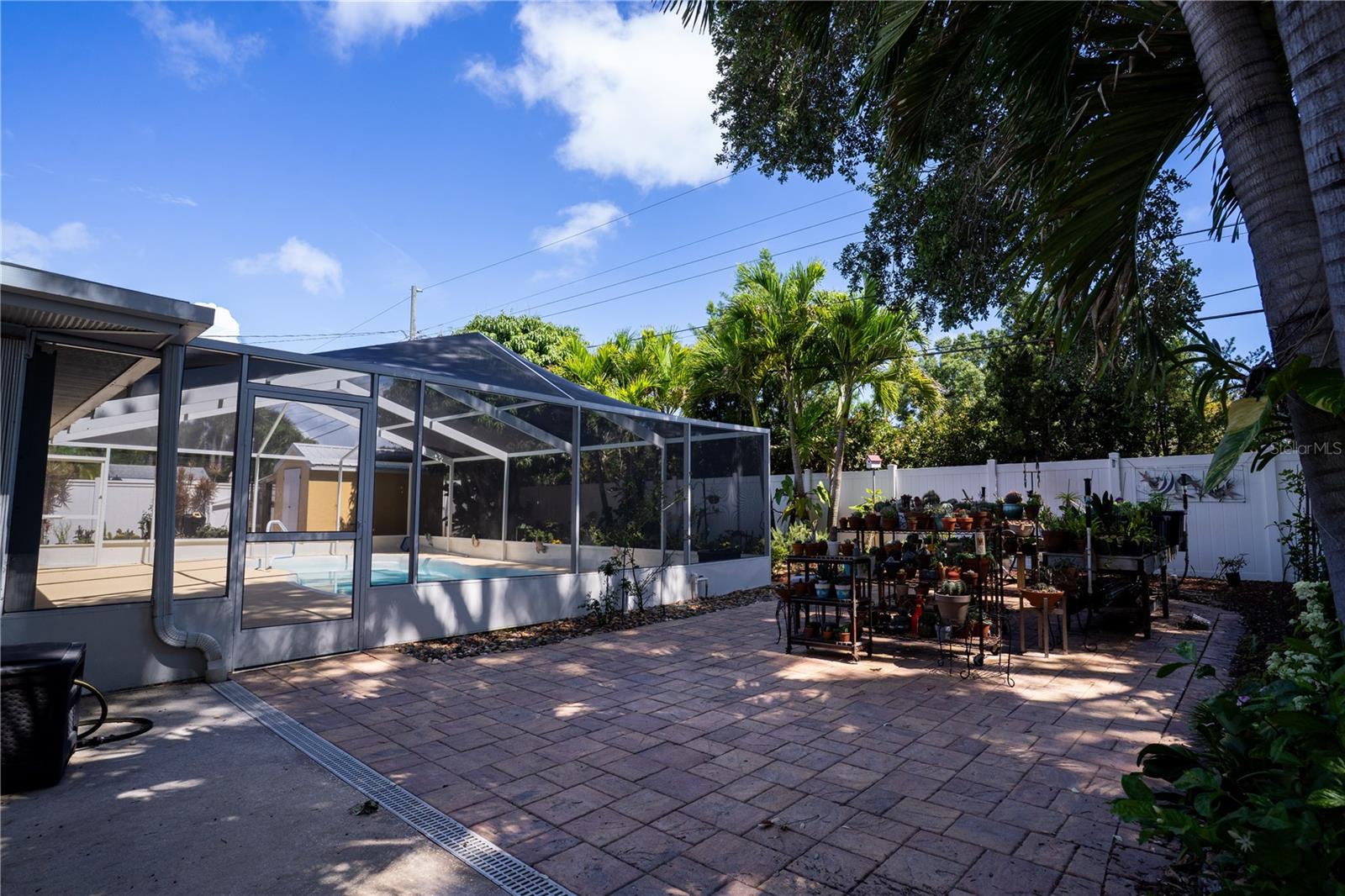 SEMINOLE HILLS - Residential