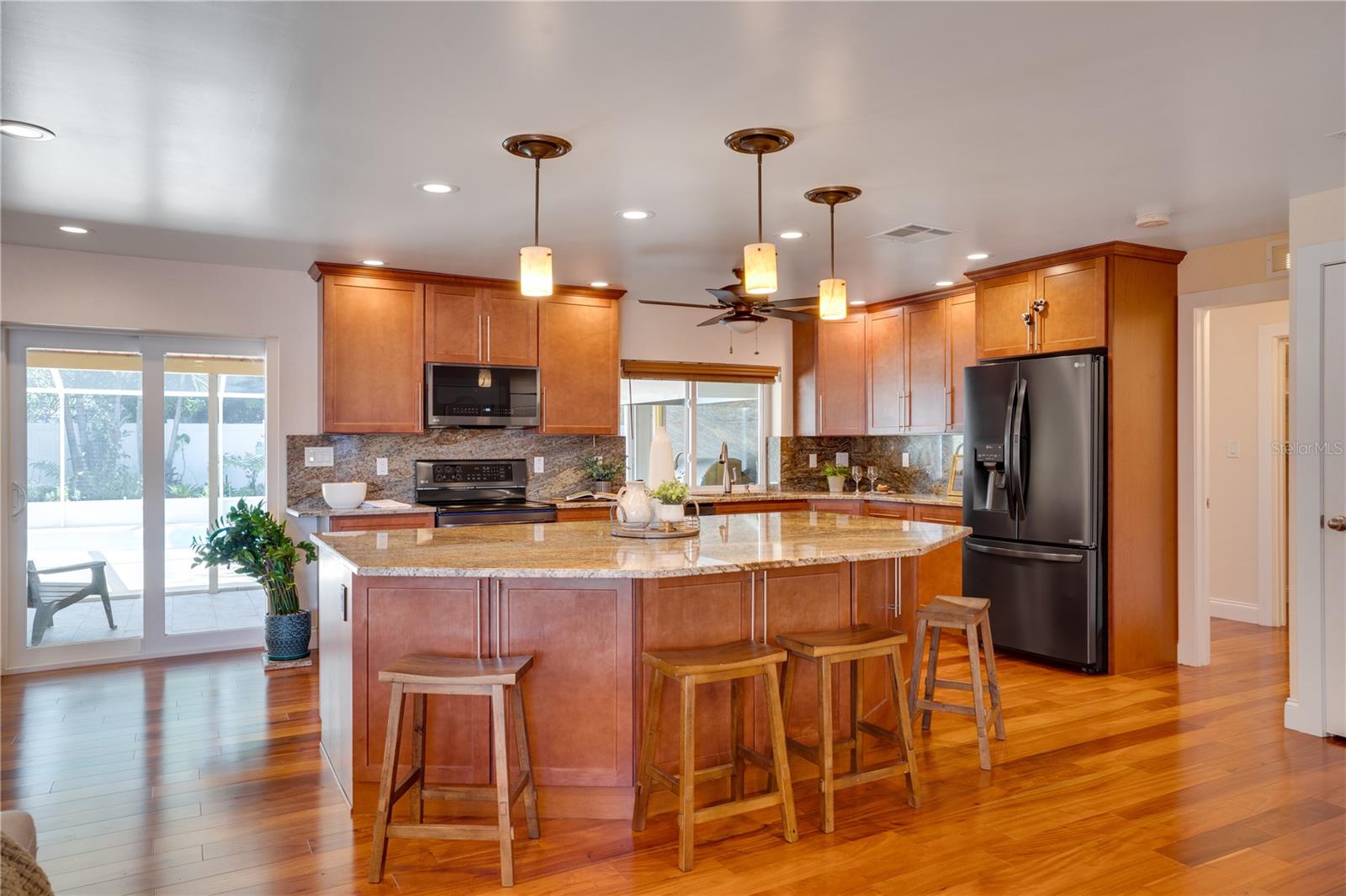 SEMINOLE HILLS - Residential