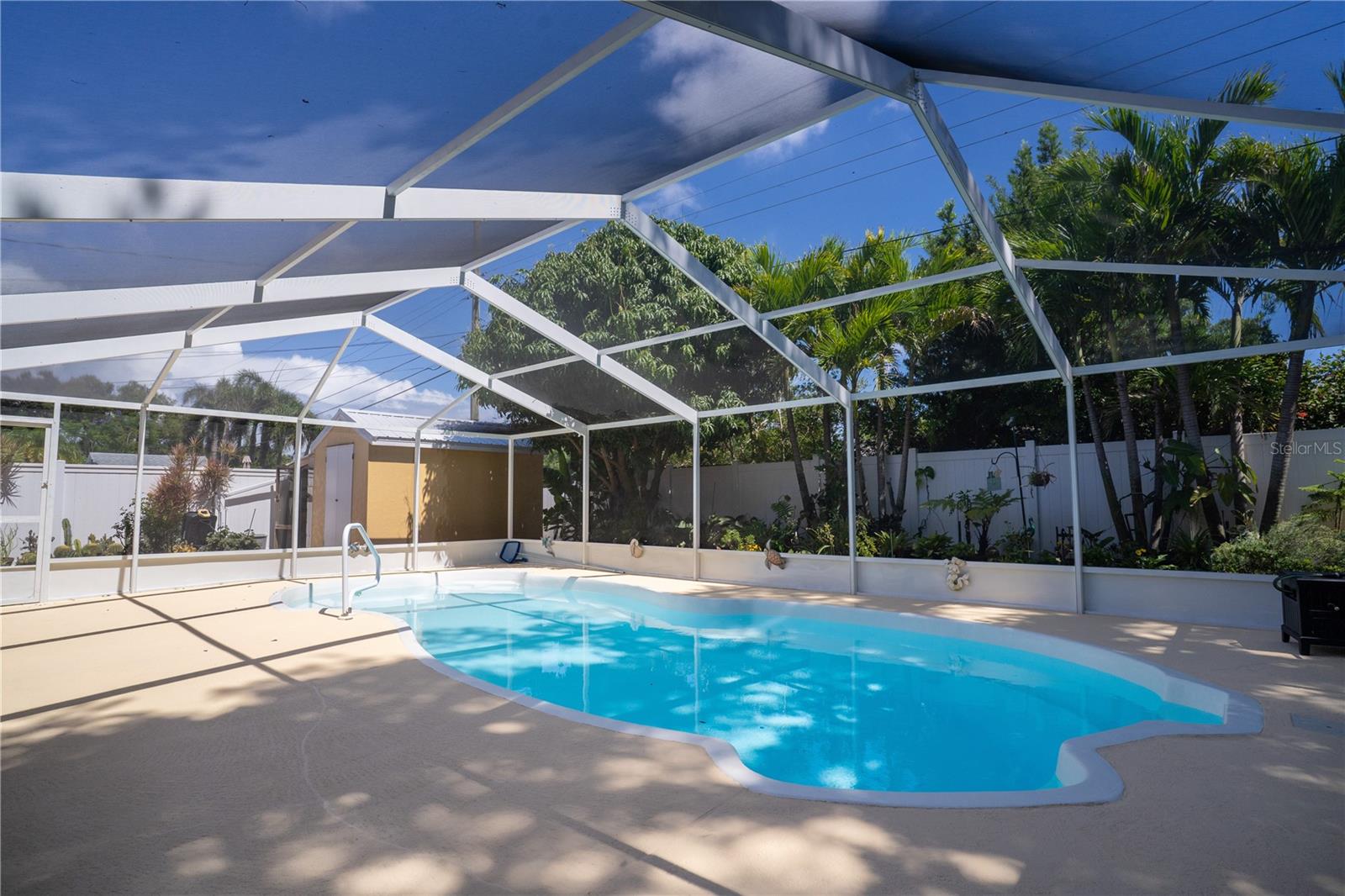 SEMINOLE HILLS - Residential