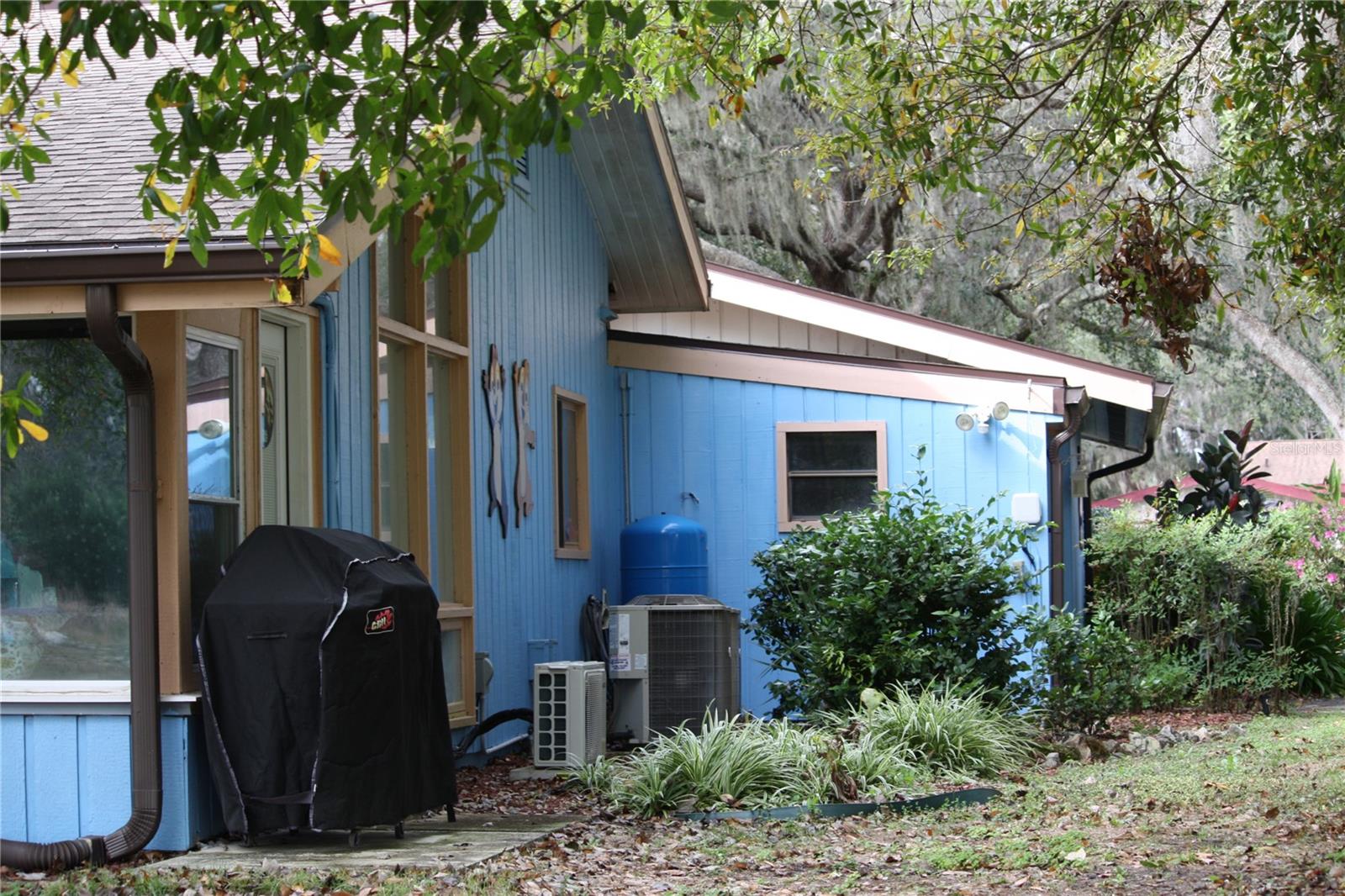 GRENELEFE TWNHSE AREA 30-LEFT - Residential