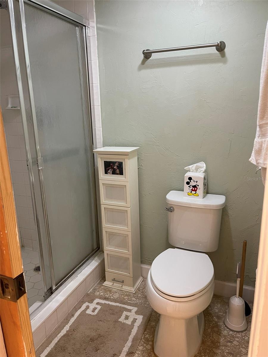 GRENELEFE TWNHSE AREA 30-LEFT - Residential